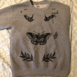 HARRY STYLES TATTOO CREWNECK
